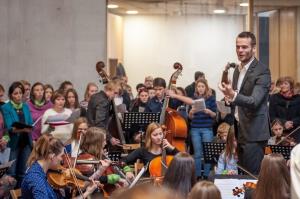 Jaka Jerina vlogi dirigenta, Maribor, 2015, osebni arhiv